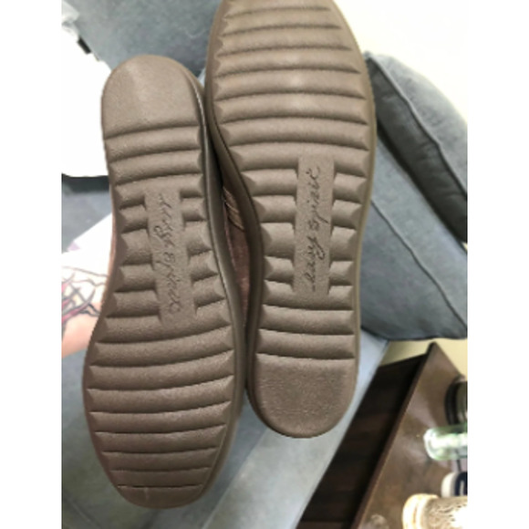 NWT Easy Spirit Aubree Criscross Strappy Round-toe Slip-on Wedge Flats Size 8 - Picture 10 of 12